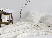 комплект плед с косами (180*220) и 2 наволочки (50*50) молочный в Орле